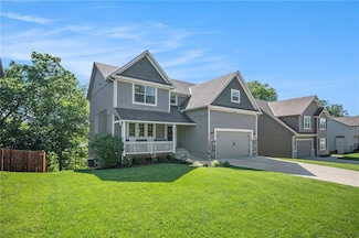 5021 NW Timberline Dr, Riverside, MO 64150