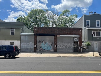 110-18 Corona Ave, Flushing, NY 11368