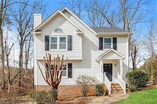 5509 Salem View Rd, Pfafftown, NC 27040