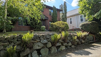 2114 7th Ave W Unit 3, Seattle, WA 98119
