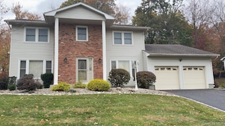 71 Jolliffe Ave, Congers, NY 10920