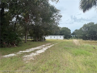 2233 Van Horne Ave, Lorida, FL 33857
