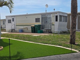 1475 Flamingo Dr Unit 108, Englewood, FL 34224