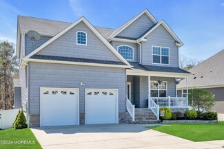 1035 Hoyt St, Lacey Township, NJ 08731
