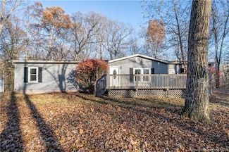 9370 Oak Park Rd NE, New Salisbury, IN 47161