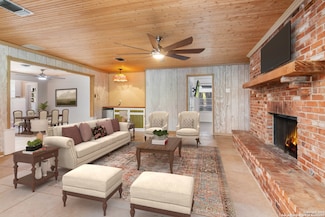 243 Gettysburg Rd, San Antonio, TX 78228
