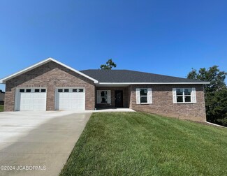 1530 Cedar Ridge Place, Jefferson City, MO 65109
