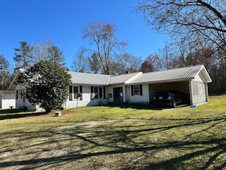 6258 Salem Rd, Mc Lain, MS 39456