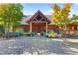 2225 Parkside Ln, Eugene, OR 97403