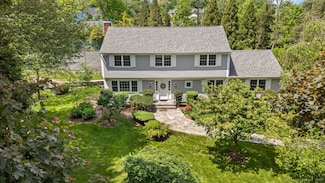 24 Lawrence Hill Rd, Stamford, CT 06903