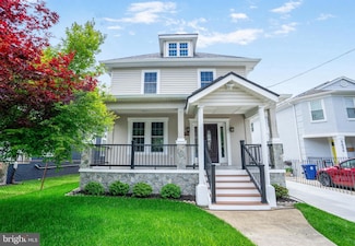 5634 6th St N, Arlington, VA 22205