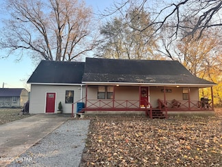 206 Jerden St, Hornbeak, TN 38232