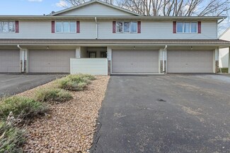 10632 Hummingbird St NW, Coon Rapids, MN 55433