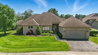 22025 Orchard Way, Beverly Hills, MI 48025