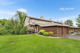 25 Ash Ln, Agawam, MA 01001