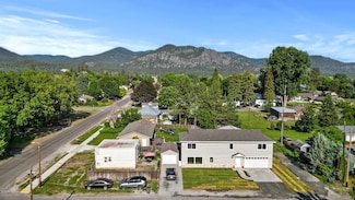 101 S West St, Chewelah, WA 99109