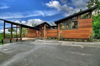 1223 Clear Creek Rd, Ellijay, GA 30540