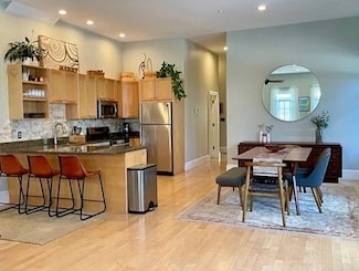 201 K St Unit 1, Boston, MA 02127