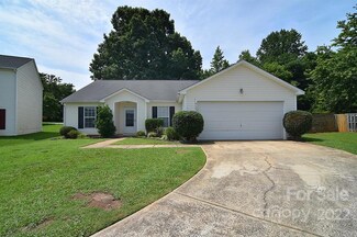 8602 Sutherlin Forest Ct, Charlotte, NC 28215
