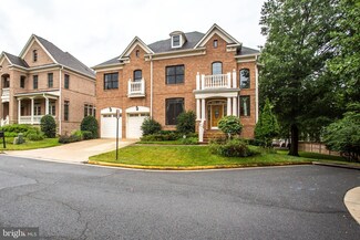 2184 Amber Meadows Dr, Vienna, VA 22182