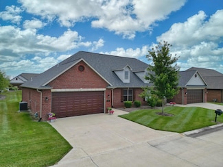 1904 Talco Dr, Columbia, MO 65201