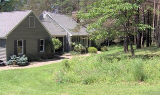 3985 Pompey Hollow Rd, Cazenovia, NY 13035
