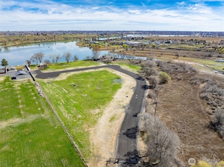7 Valley Rd NE Unit 7, Moses Lake, WA 98837