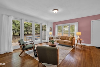 3708 Knollwood Dr, Durham, NC 27712