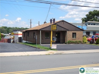 165 Mickley Rd, Whitehall, PA 18052