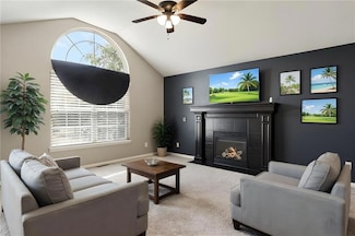 8924 Paw Dr, Kansas City, MO 64157