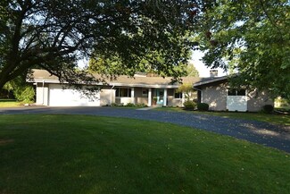 3520 Gordon Rd, Elkhart, IN 46516