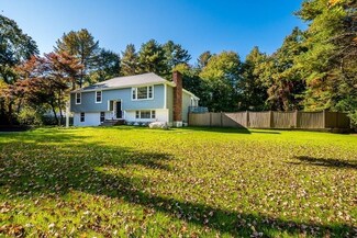 35 N High St, Foxboro, MA 02035