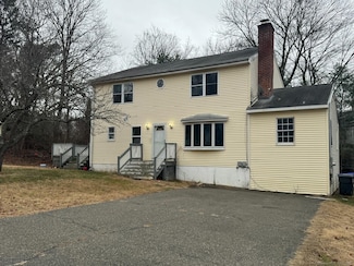 26 Pequonnock Rd, Trumbull, CT 06611