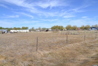 412 Twin Butte Dr, Lyman, WY 82937
