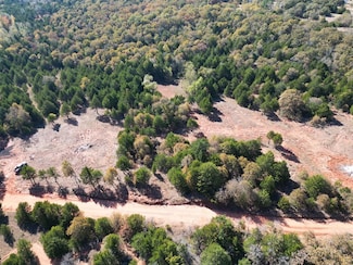 4 Discouraging Word Way, Luther, OK 73054