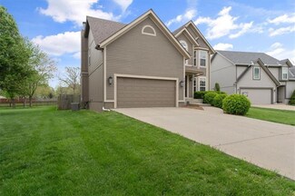 16121 S Matt Ct, Olathe, KS 66062