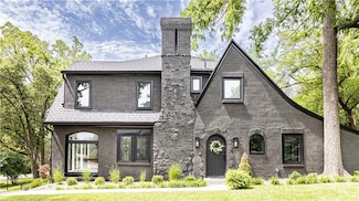 5500 Mission Rd, Fairway, KS 66205