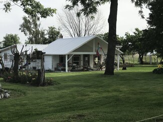 33131 E Loop Rd, Stanfield, OR 97875