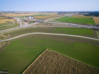 410 Lang Creek Ave, Grinnell, IA 50112