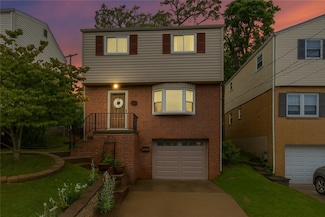 2920 Roland St, Pittsburgh, PA 15227