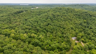 000 Red Cedar Rd, Sunrise Beach, MO 65079