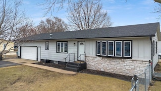 26 4th Ave SE, Saint Joseph, MN 56374