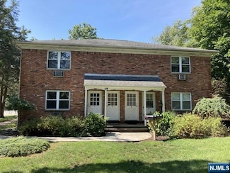 15 Spruce St Unit 15-1, Oakland, NJ 07436
