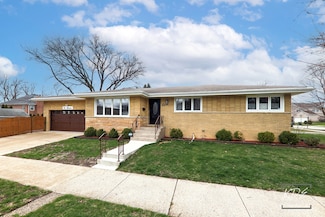100 Thorndale Ave, Park Ridge, IL 60068