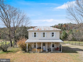 19442 Runions Creek Rd, Broadway, VA 22815