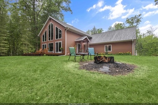 9232 W Lake Dr, Pound, WI 54161