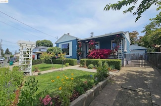 4332 Hyacinth Ave, Oakland, CA 94619
