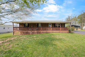 572 E Julius Mills Rd, Horse Cave, KY 42749