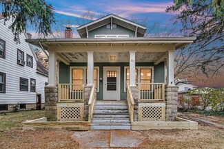 311 S East St, Crown Point, IN 46307