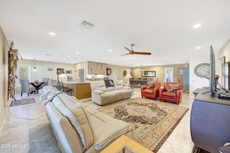 19215 N Concho Cir, Sun City, AZ 85373